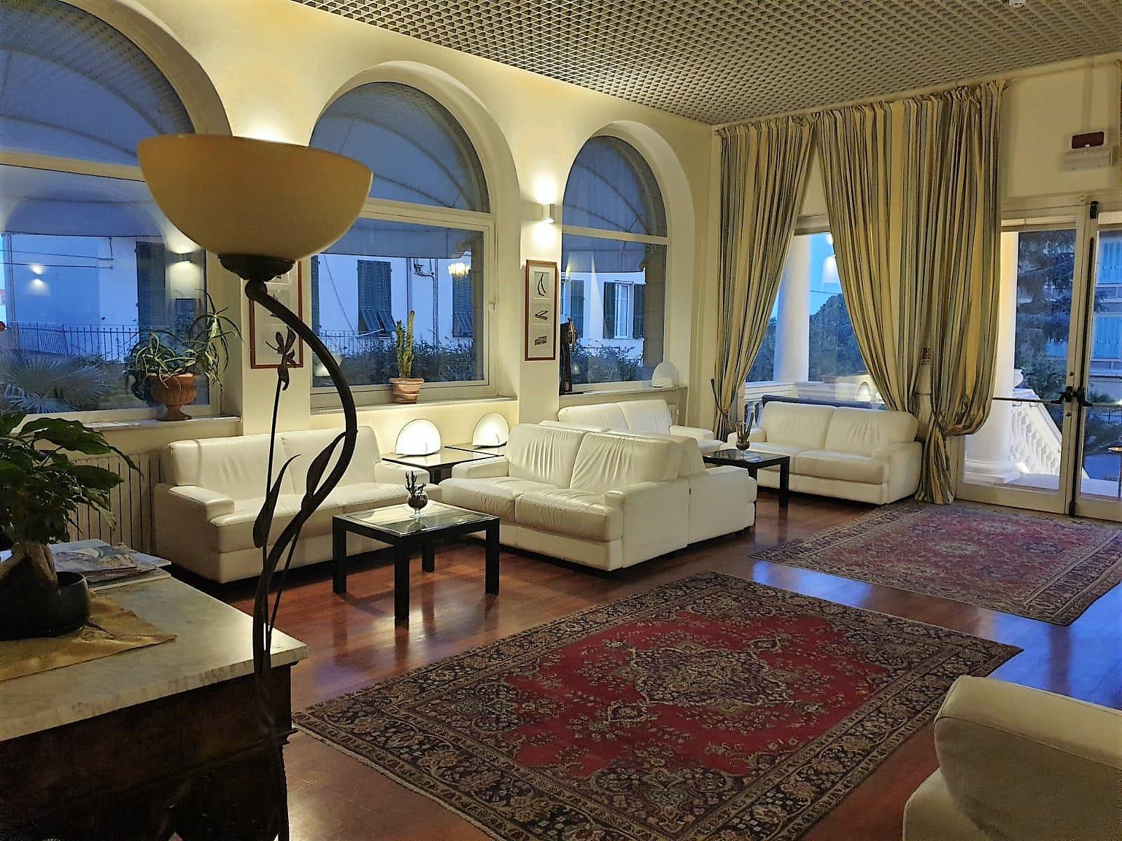 Hotel Morandi Санремо Экстерьер фото