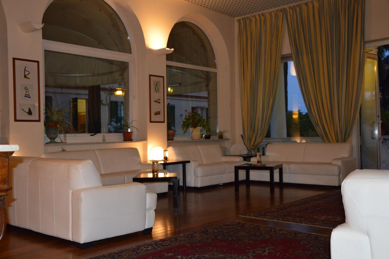 Hotel Morandi Санремо Экстерьер фото